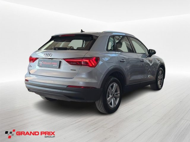 Audi Q3 35 TDI quattro S tronic Business - foto 2 di 16