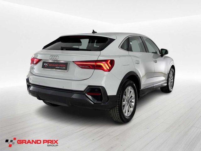 Audi Q3 SPB 35 TDI S tronic Business Plus - foto 2 di 4