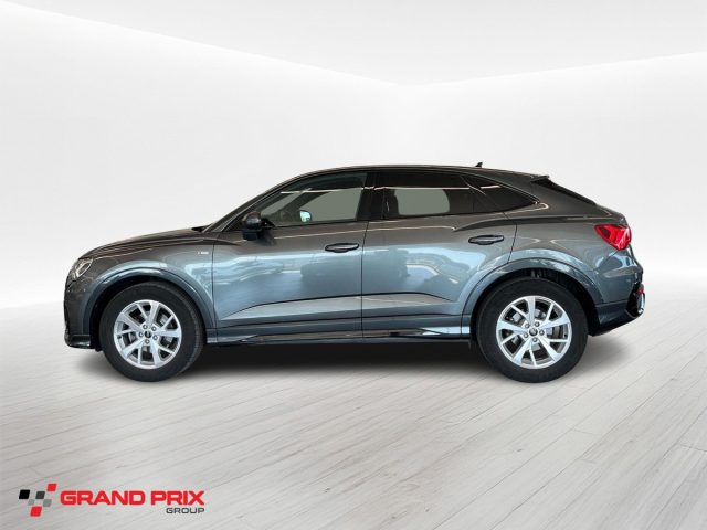 Audi Q3 SPB 35 TDI S tronic S line edition - foto 4 di 19