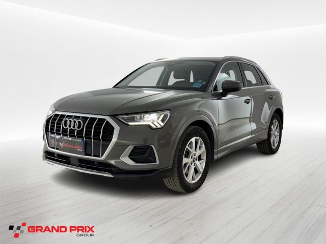 Audi Q3 35 TDI S tronic Business Advanced usato a CASTENASO