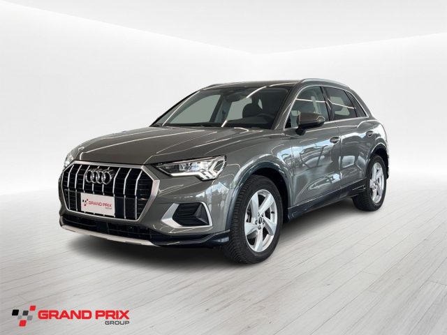 Audi Q3 35 TDI S tronic Business Advanced usato a CASTENASO