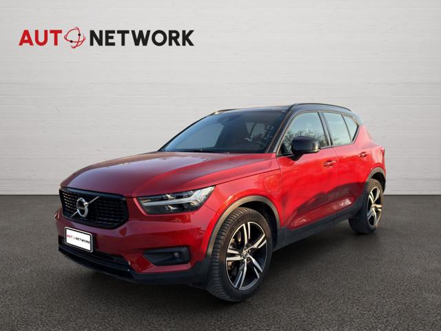 Volvo XC40 T4 Recharge Plug-in Hybrid R-design - foto 2 di 4