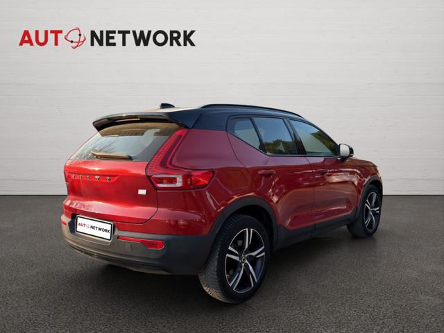 Volvo XC40 T4 Recharge Plug-in Hybrid R-design - foto 4 di 4