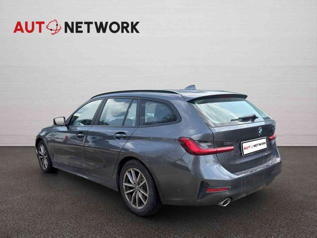 BMW 320 d 48V Touring Business Advantage - foto 2 di 4