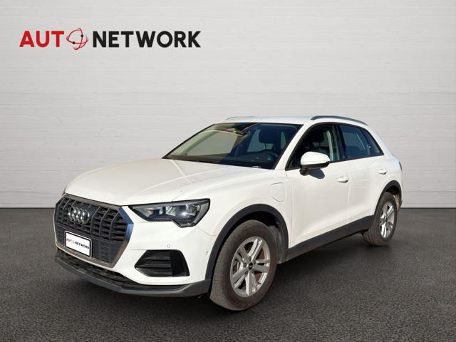 Audi Q3 45 TFSI e S tronic Business - foto 2 di 4