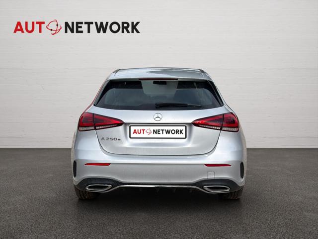Mercedes-Benz A 250 e hybrid EQ Premium - foto 4 di 4