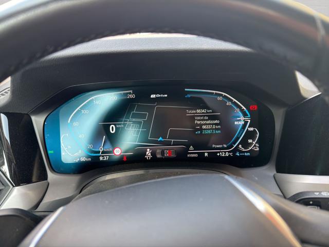 BMW 330 e xDrive Touring Business Advantage, del 2021, 66.214 km, in vendita a Imola (BO)