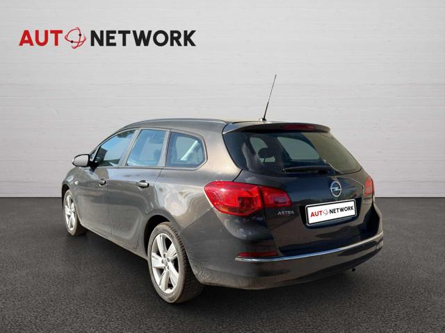 Opel Astra 1.4 Turbo 140CV 5 porte aut. Cosmo GPL - foto 4 di 4