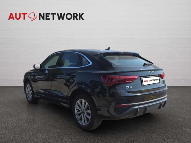 Audi Q3 45 TFSI e S tronic Business - foto 2 di 4