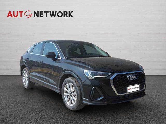 Audi Q3 45 TFSI e S tronic Business - foto 3 di 4