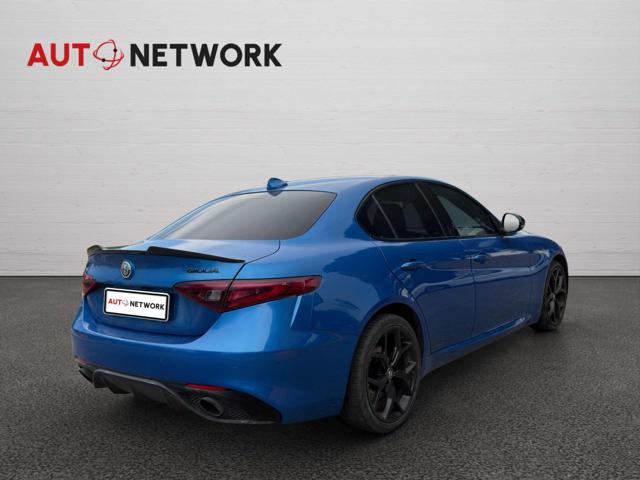 Alfa Romeo Giulia 2.2 Turbodiesel 210 CV AT8 AWD Q4 Veloce Ti - foto 3 di 4