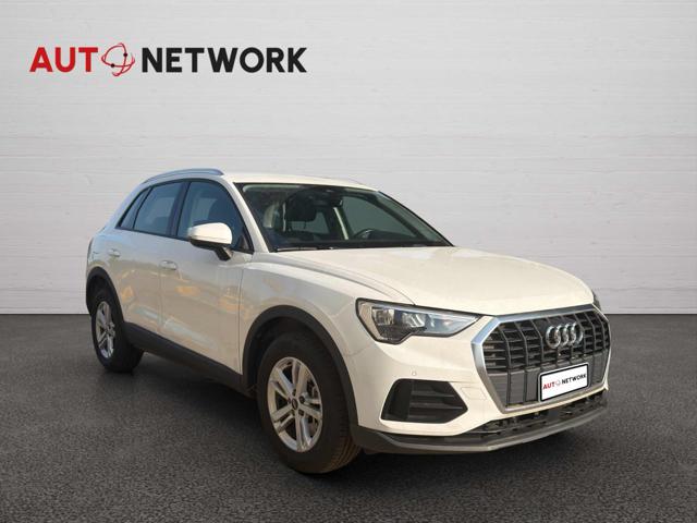 Audi Q3 45 TFSI e S tronic Business - foto 3 di 4