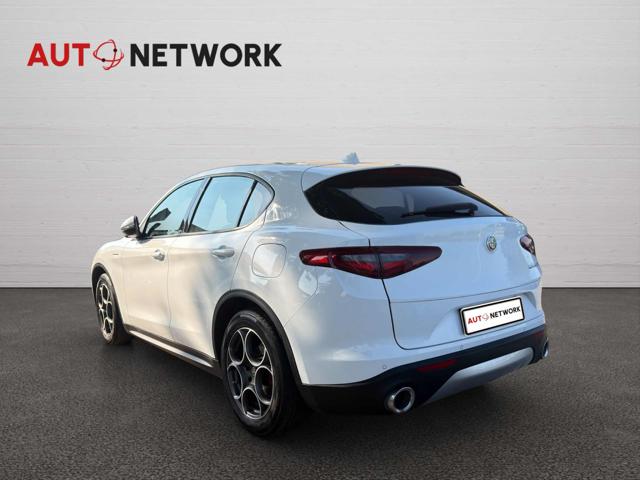 Alfa Romeo Stelvio 2.2 Turbodiesel 160 CV AT8 RWD Super - foto 2 di 4