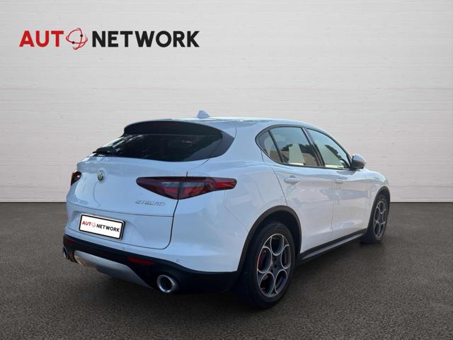 Alfa Romeo Stelvio 2.2 Turbodiesel 160 CV AT8 RWD Super - foto 4 di 4