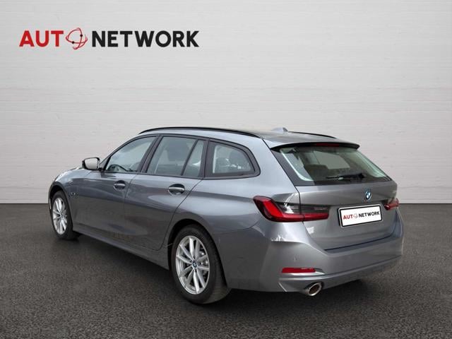 BMW 320 e Touring - foto 2 di 4