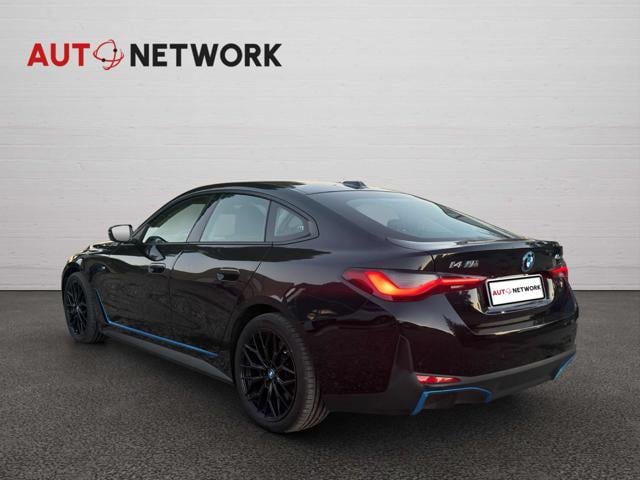 BMW i4 eDrive 40 Sport - foto 4 di 4