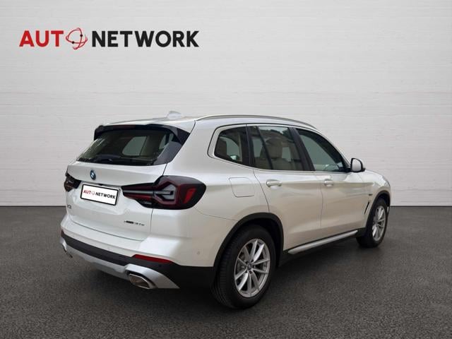 BMW X3 xDrive30e - foto 4 di 4