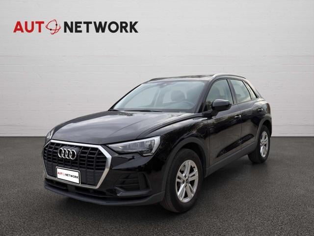 Audi Q3 45 TFSI e S tronic Business - foto 3 di 4