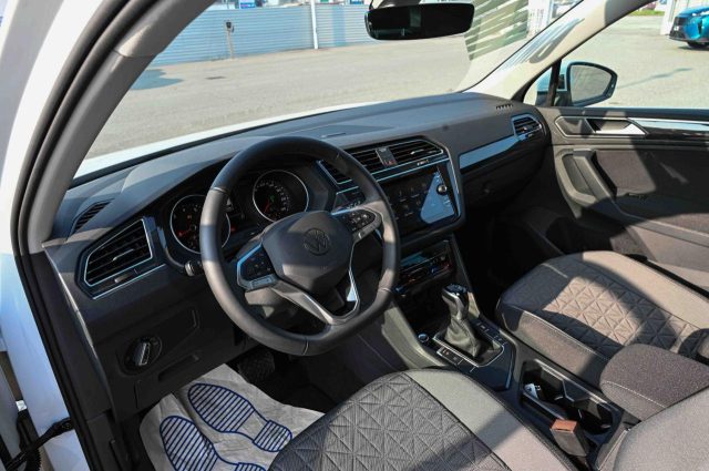 Volkswagen Tiguan 1.5 TSI 150cv DSG Life, del 2022, in vendita a Pianezza (TO)