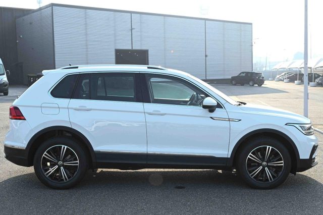 Volkswagen Tiguan 1.5 TSI 150cv DSG Life - foto 4 di 4