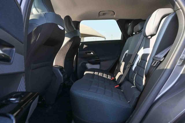 Citroen C5 Aircross Hybrid 145 CV e-DCS6 Plus nuovo a PIANEZZA