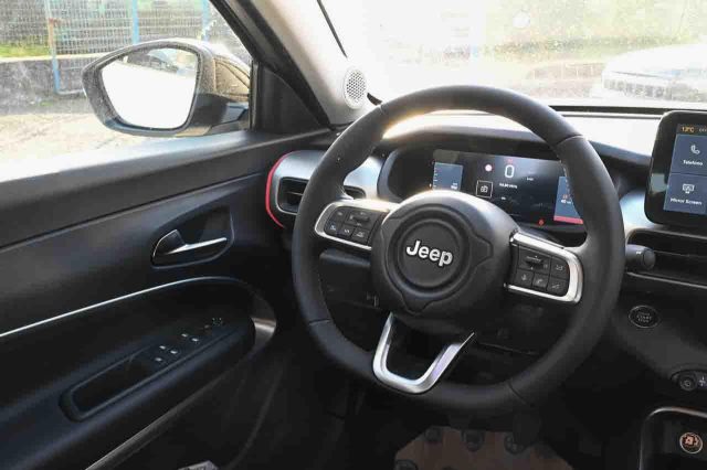 Jeep Avenger 1.2 Turbo 100 CV Summit km 0 a PIANEZZA