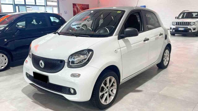 smart forFour 70 1.0 Passion usato a PIANEZZA