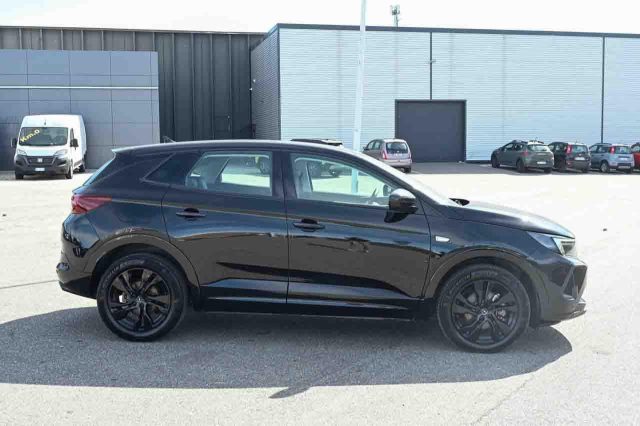 Opel Grandland 1.2 Turbo 130 CV GS - foto 4 di 4