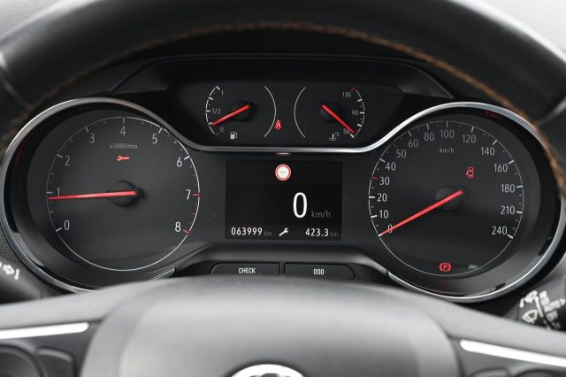 Opel Crossland X 1.2 Turbo 12V 130CV S&S Innovation, del 2019, 63.999 km, in vendita a Pianezza (TO)