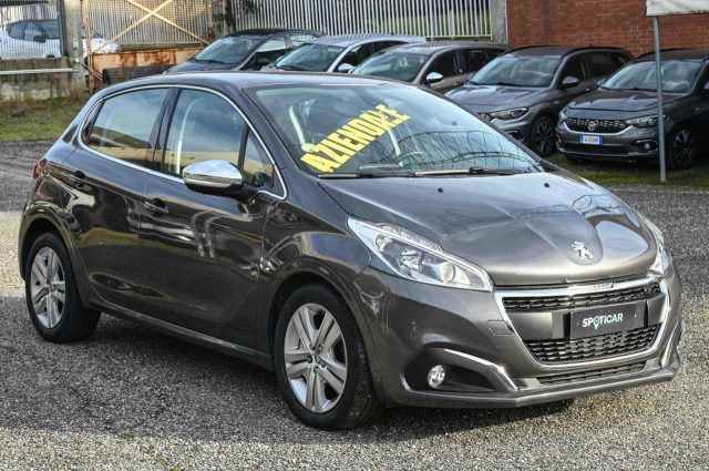 Peugeot 208 BlueHDi 100cv Allure Business - foto 3 di 4