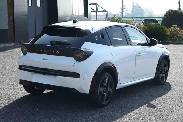 Lancia Ypsilon Hybrid e-DCT LX - foto 4 di 4