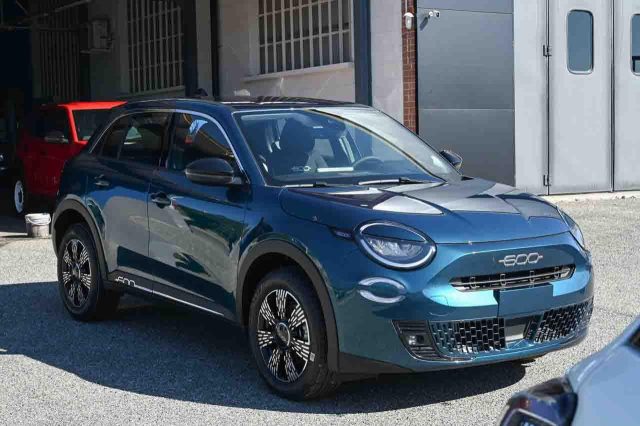 Fiat 600 Hybrid 110 CV DCT MHEV Pop - foto 3 di 4