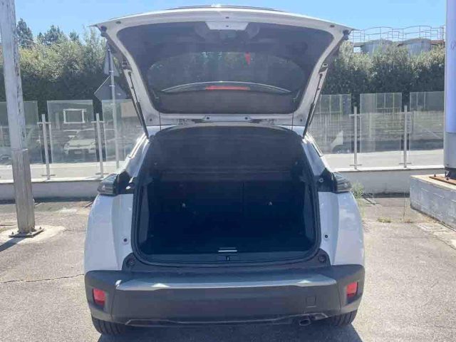 Peugeot 2008 PureTech 100 S&S Allure, del 2024, 25.336 km, in vendita a Pianezza (TO)