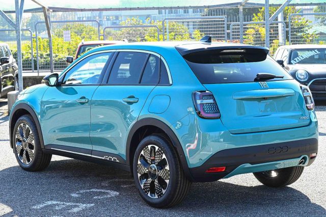 Fiat 600 La Prima Hybrid 100cv - foto 4 di 4