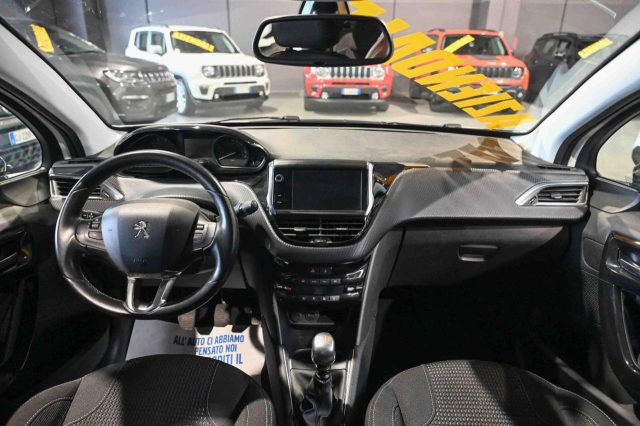 Peugeot 208 PureTech Turbo 110cv S&S Business usato a PIANEZZA