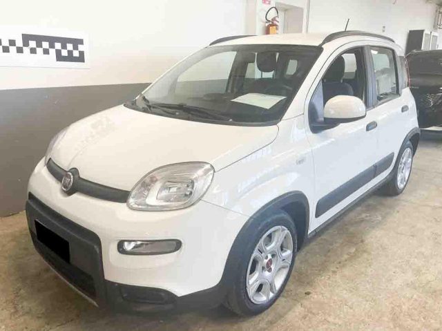 Fiat Panda 1.0 FireFly S&S Hybrid City Life usato a PIANEZZA