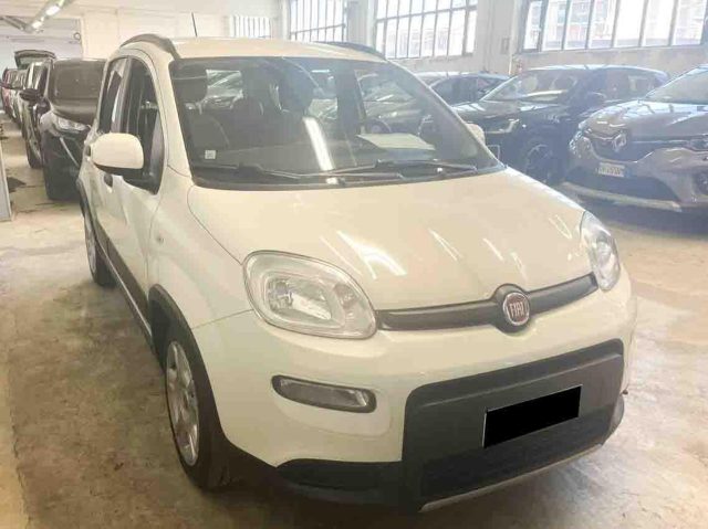 Fiat Panda 1.0 FireFly S&S Hybrid City Life - foto 2 di 4