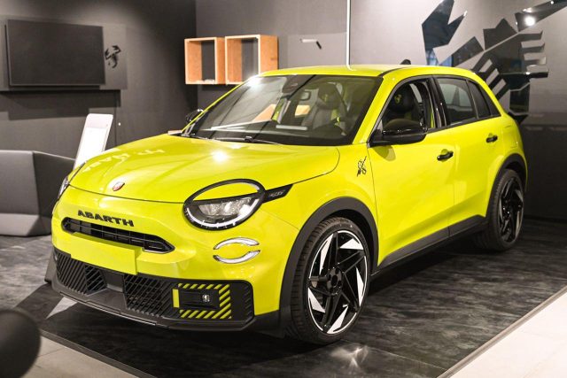 Abarth 600e Turismo nuovo a PIANEZZA