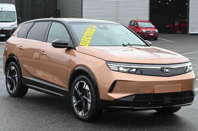 Opel Grandland Electric Full Electric 213cv 73kWh GS Auto - foto 2 di 4