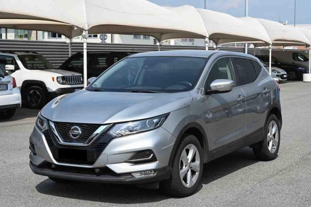 Nissan Qashqai 1.3 DIG-T 160 CV DCT Tekna usato a PIANEZZA