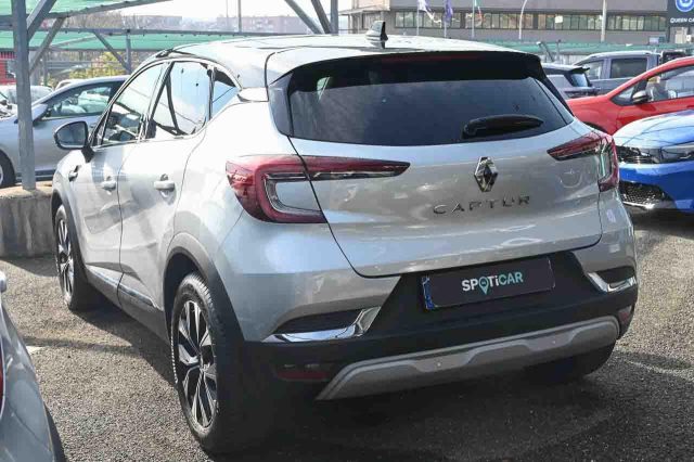Renault Captur TCe 90 CV Techno - foto 4 di 4
