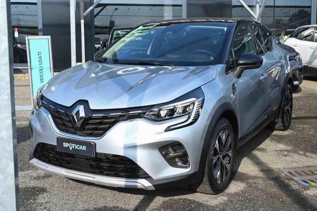 Renault Captur TCe 90 CV Techno usato a PIANEZZA