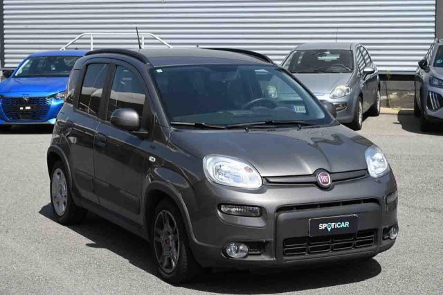 Fiat Panda 1.0 FireFly S&S Hybrid City Life - foto 2 di 4
