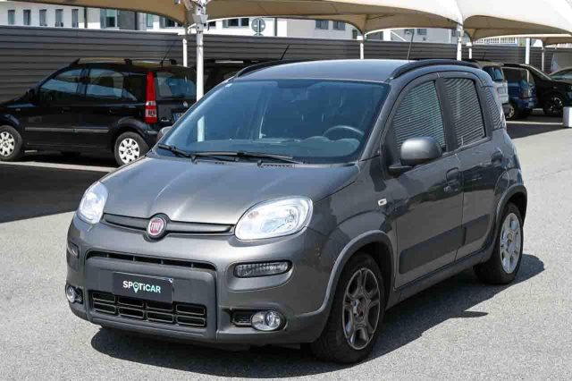 Fiat Panda 1.0 FireFly S&S Hybrid City Life usato a PIANEZZA