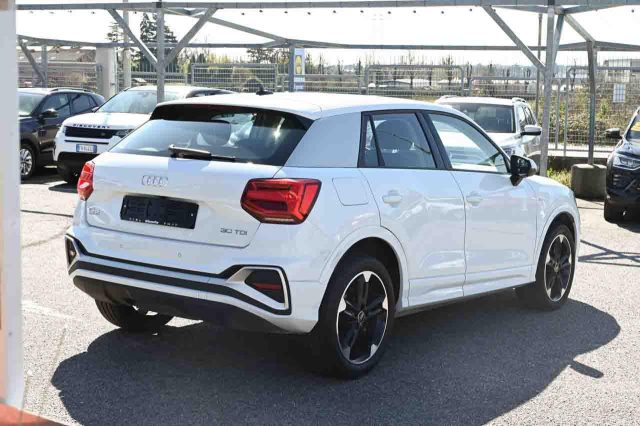 Audi Q2 30 TDI S line Edition usato a PIANEZZA
