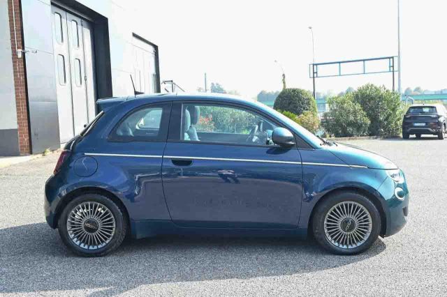 Fiat 500e Berlina 42 kWh Icon - foto 3 di 4