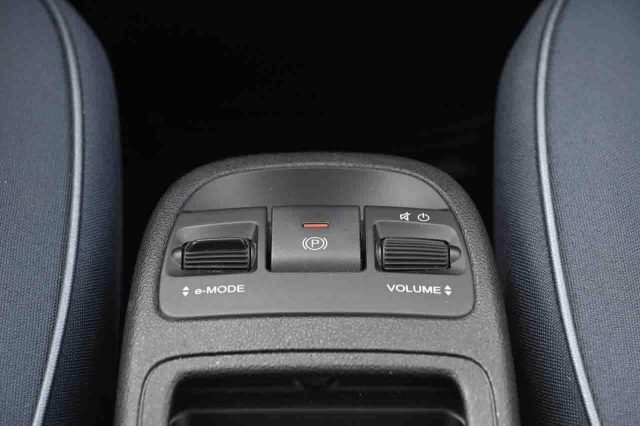 Fiat 500e Berlina 42 kWh Icon usato a PIANEZZA