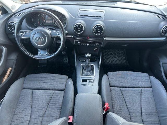 Audi A3 2.0 TDI F.AP. Ambition, del 2013, 170.000 km, in vendita a Caltagirone (CT)