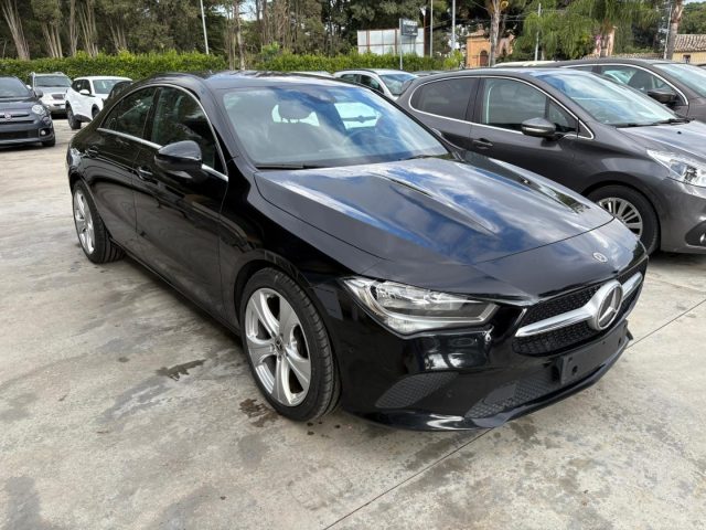 Mercedes-Benz CLA 180 d Automatic - foto 3 di 4