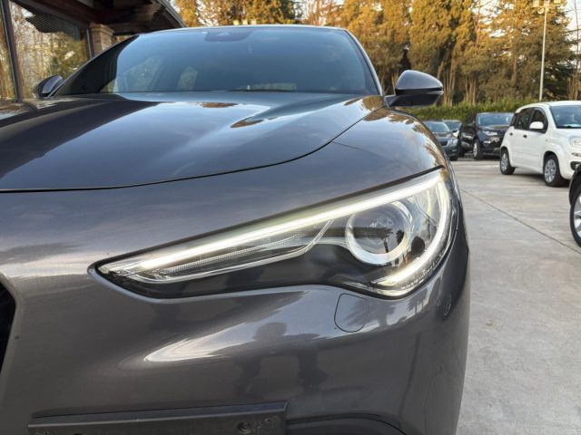 Alfa Romeo Stelvio 2.2 Turbodiesel 160 CV AT8 - foto 2 di 4